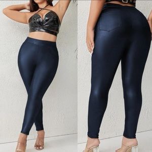 Plus size patched pockets high waisted vegan leather leggings